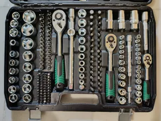 Maletín Herramientas 216 Piezas