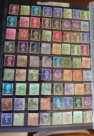 Francobolli Inghilterra Regina Elisabetta