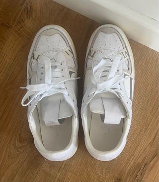 Zapatillas Valentino Blancas y Grises