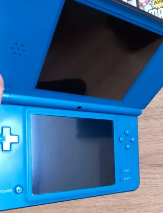 Nintendo DSI XL Blu con giochi