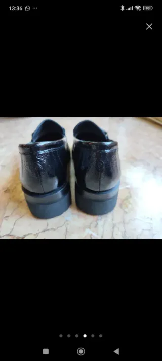 Mocasines negros charol Pitillos T 39