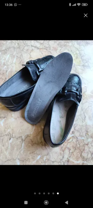 Mocasines negros charol Pitillos T 39