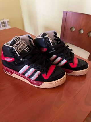 Adidas Metro NBA Zapatillas Baloncesto Negras Roja