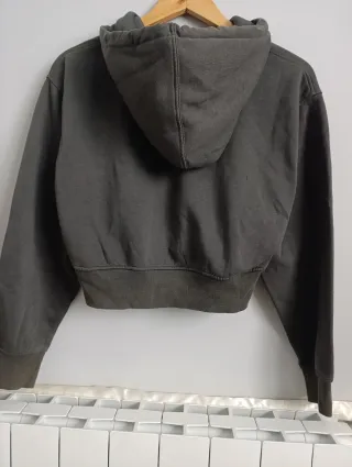 Sudadera corta gris mujer