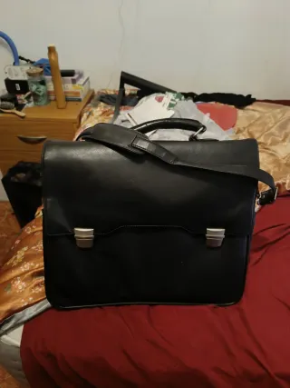 Maletin Harold's Negro Elegante para Portátil