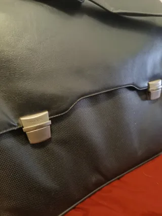 Maletin Harold's Negro Elegante para Portátil