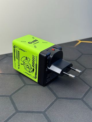 Caricatore GaN W&O USB-C/Lightning Cavi Retrattili