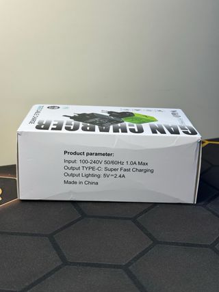 Caricatore GaN W&O USB-C/Lightning Cavi Retrattili