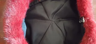 Boina de piel burdeos