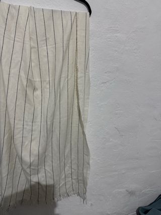 Conjunto 2 bufandas beige y blanco