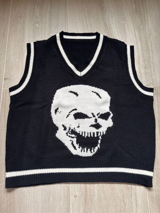 Chaleco Shein Talla S Calavera