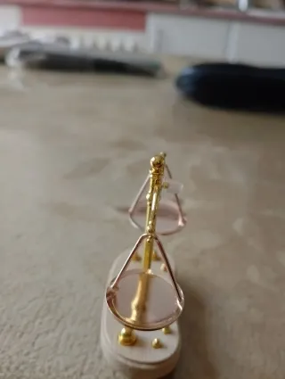 MINI Báscula de precisión dorada