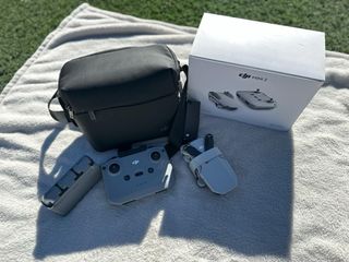 DJI Mini 2 Drone 4K con Accesorios