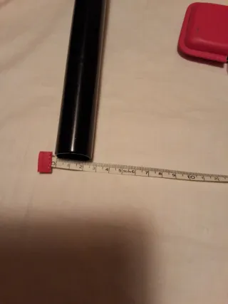 Sillín de bicicleta negro y verde