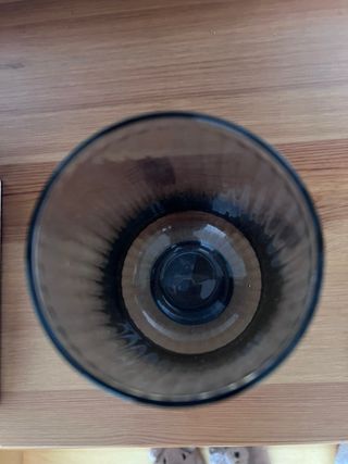 Jarrón de cristal acanalado