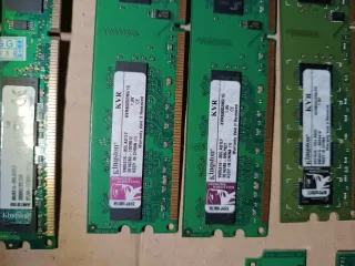 Memorias RAM diversos tipos