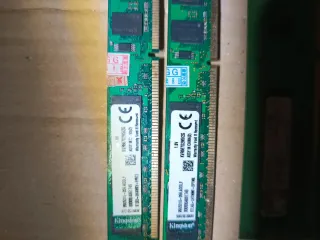 Memorias RAM diversos tipos