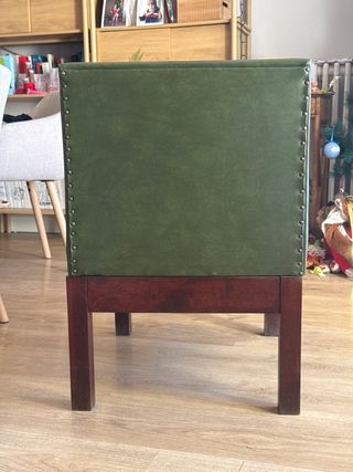 Sillón vintage verde con rotura