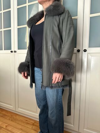 Abrigo de piel auténtica con pelo