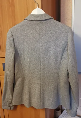 Americana gris talla 38