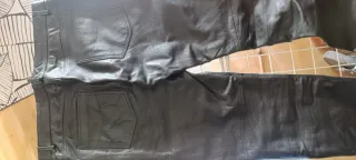 Pantalón de cuero negro para hombre
