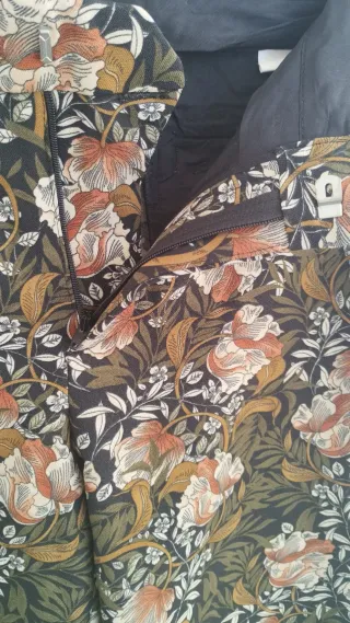 Zara | Pantalón Estampado Floral | T XS