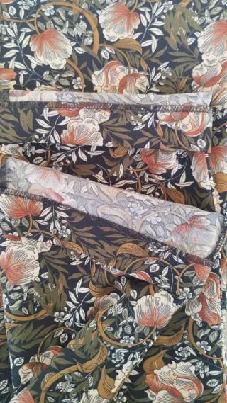 Zara | Pantalón Estampado Floral | T XS