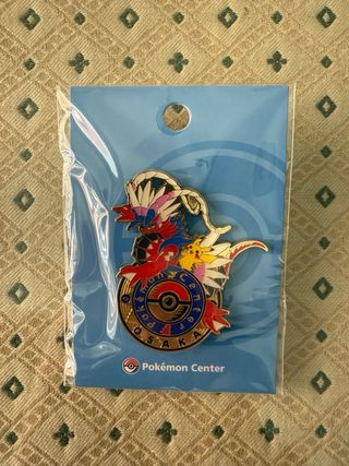 Lote 5 Pins Pokémon Center