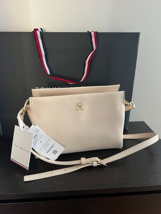 Bolso bandolera Tommy Hilfiger beige