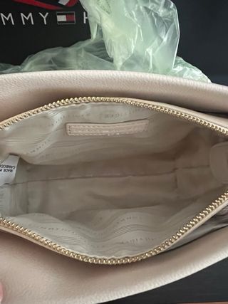 Bolso bandolera Tommy Hilfiger beige