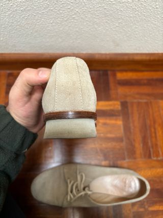 Scarpe stringate Frau beige scamosciate