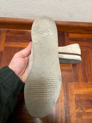 Scarpe stringate Frau beige scamosciate