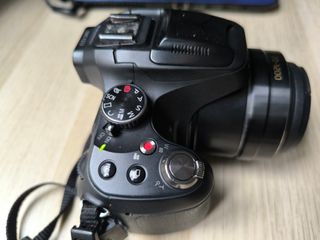 OFERTA:Cámara Lumix Panasonic con funda Case logic