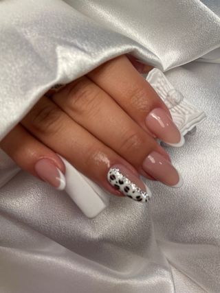 MANICURA Y PEDICURA A DOMICILIO DESDE 20€