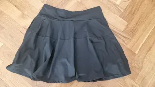 Falda pantalón negra