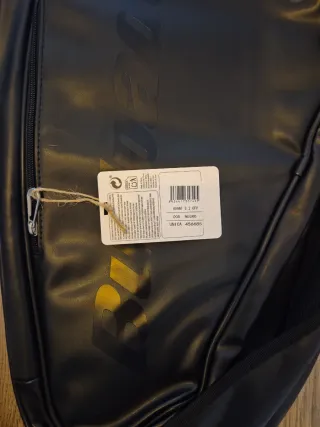 Paletero Bullpadel Avant LTD Negro Nuevo