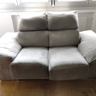 2 Sofás de 2 plazas color beige