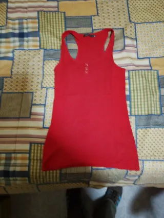 Camiseta roja tirantes talla 38