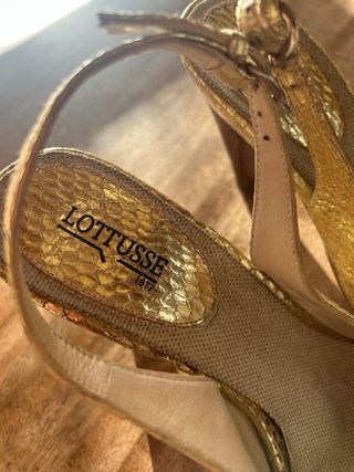 Zapatos Lottusse Talla 39 Dorados
