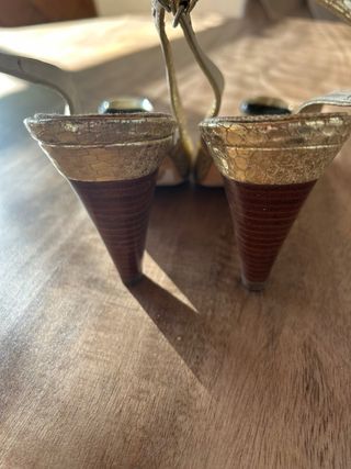 Zapatos Lottusse Talla 39 Dorados