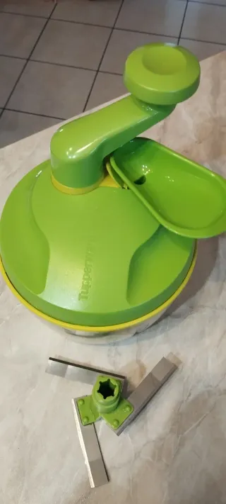 Tritatutto Tupperware Verde