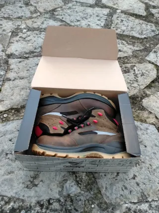 Vendo 2 pares , precio por unidad