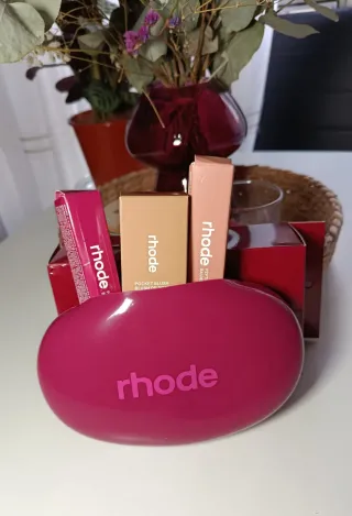 Pack Rhode: Neceser + Colorete + 2 Lip Tint