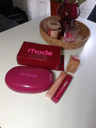 Pack Rhode: Neceser + Colorete + 2 Lip Tint