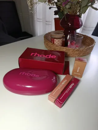 Pack Rhode: Neceser + Colorete + 2 Lip Tint