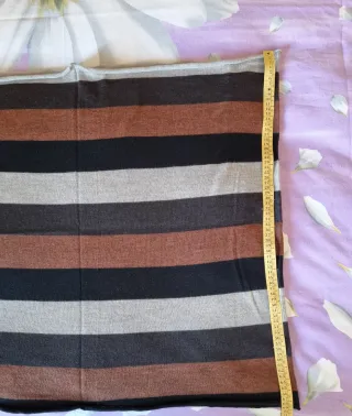 Scaldacollo in misto lana nero, grigio e marrone