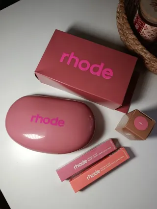 Pack Rhode: Neceser + Blush + 2 Tintas