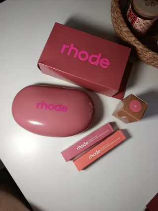 Pack Rhode: Neceser + Blush + 2 Tintas