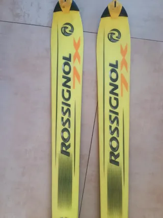 Esquís Rossignol amarillos