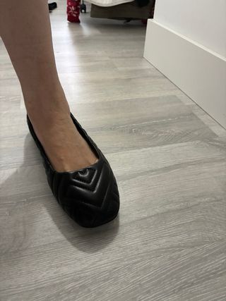 Manoletinas negras talla 42 sin estrenar